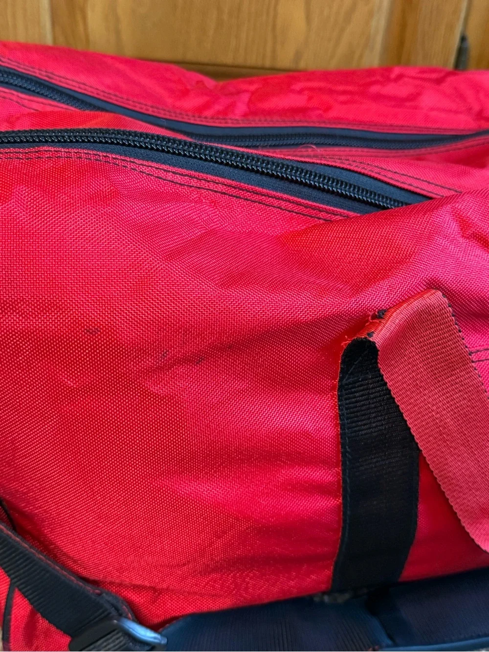 2 Marlboro Adventure Team Duffel Bags & DEADSTOCK Fannypack